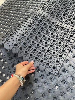 Anti-Static Rubber Hole Mat  Static Dissipative Rubber Mat Punctured Anti-Static Rubber Mat