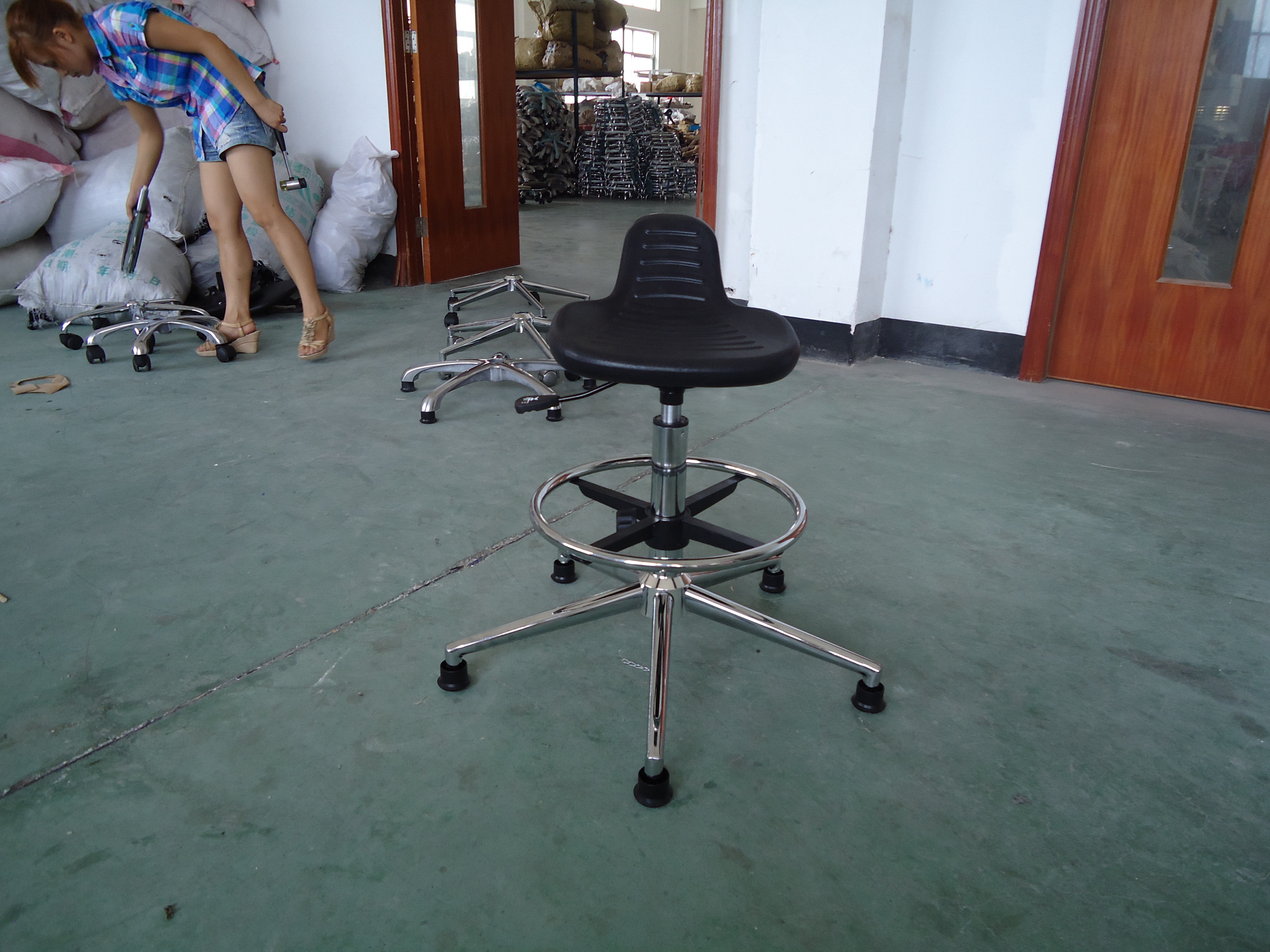 50mm Seat Thinckness Adjustable Cleanroom ESD Stool Chair